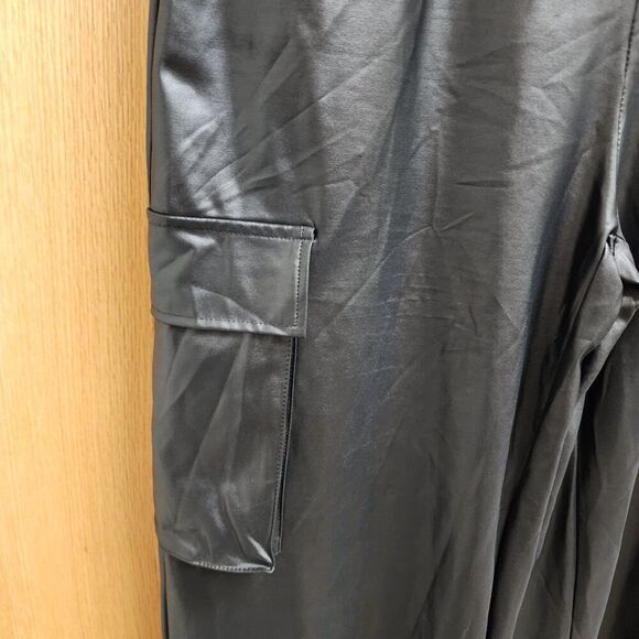 SEXY Black Faux Leather Look Casual Jumpsuit Jumper Romper Size XL - Picture 6 of 7